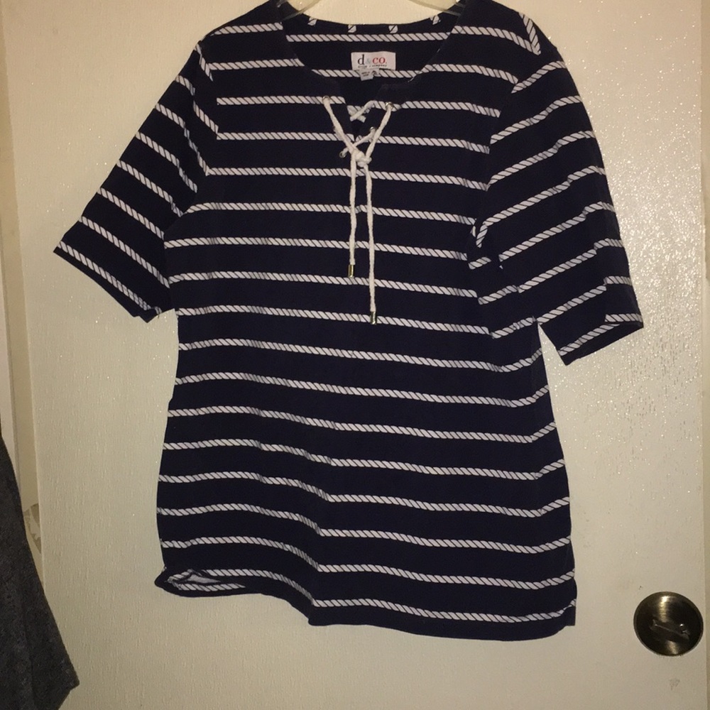 Tee